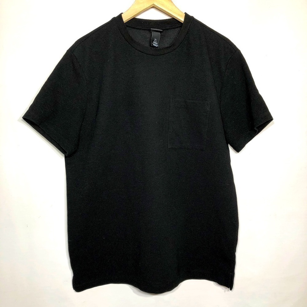 H&M men’s waffle jersey front pocket tee shirt